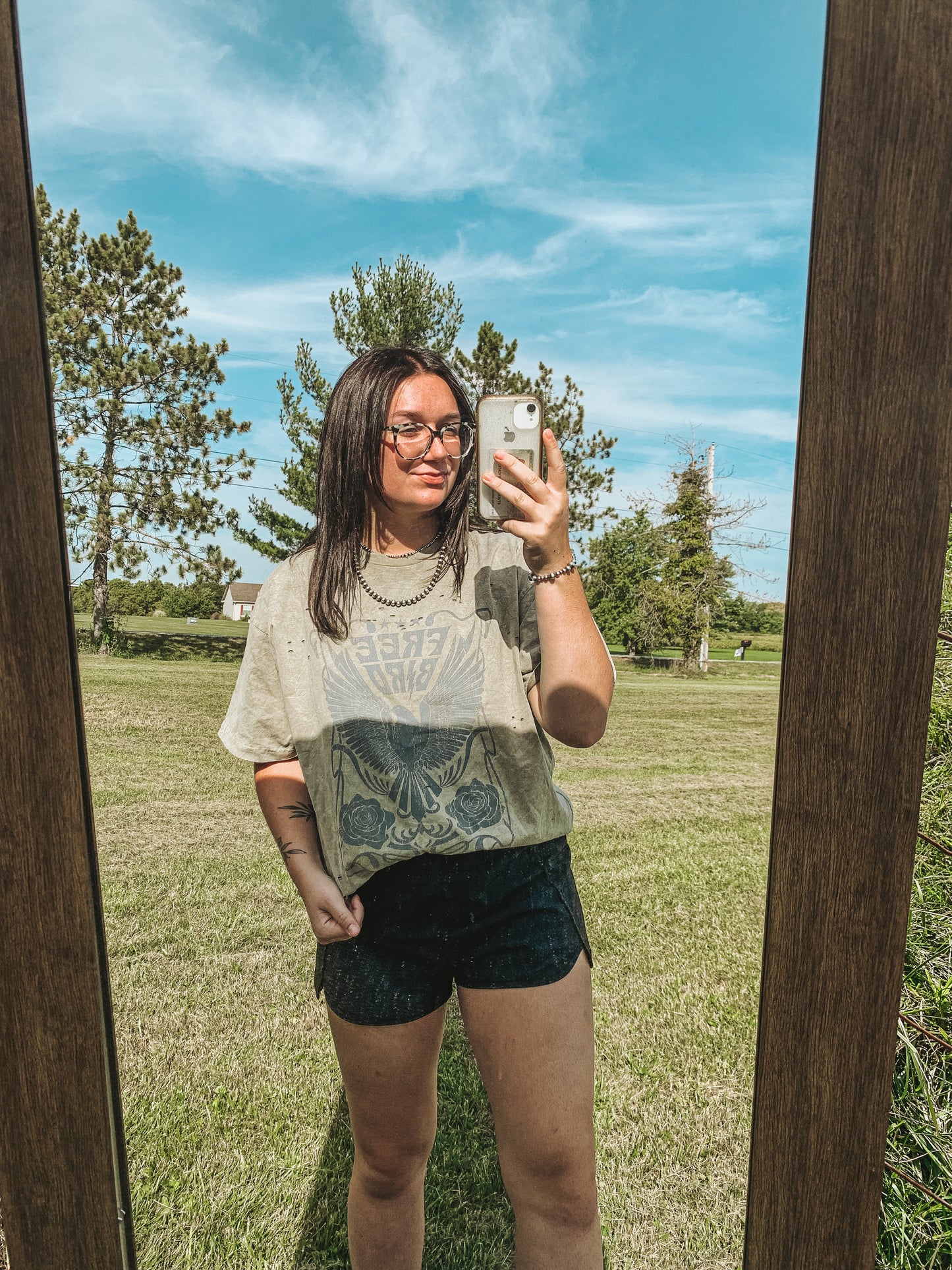 FREE BIRD GRAPHIC TEE
