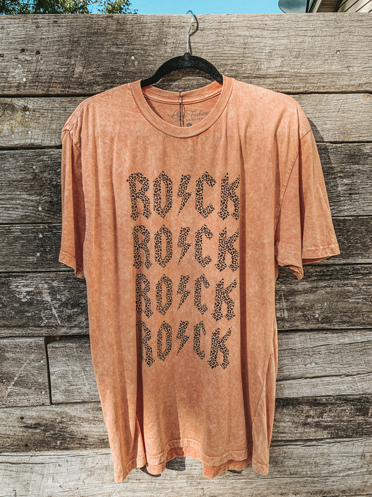 ROCK GRAPHIC TEE