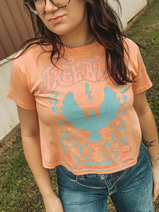 PEACHY FREE BIRD GRAPHIC TEE